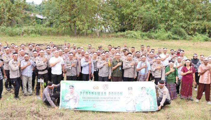 Sinergitas Pemda dan Polres TTU Lakukan Penanaman Pohon Sambut Hari Bhayangkara ke-78