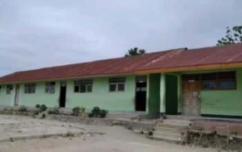 Heboh! Siswa SD GMIT Nunuhkniti di TTS Berbondong-bondong Pindah ke Sekolah Negeri