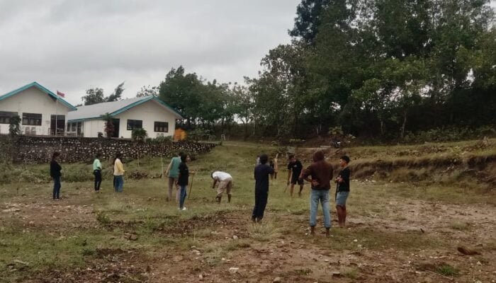Songsong Acara Bina Akrab di STIH CW, Presma Gandeng Semua Civitas Akademika Lakukan Kerja Bakti