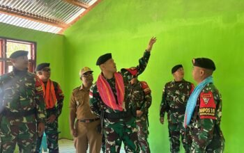 Satgas Yonkav 6/Naga Karimata Resmikan Hasil Renovasi Kantor Desa Manusasi