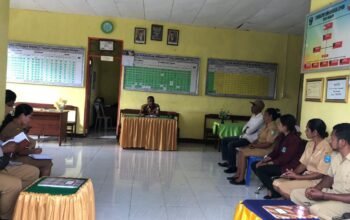 Kades Kuaken Komit Bersama Seluruh Aparat Desa Brieffing Tiap Pagi