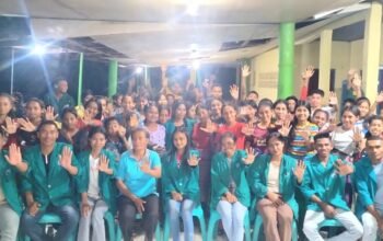 Mahasiswa PKM Unimor Desa Wemeda Sosialisasi TPPO bagi Siswa SMP dan SMA di Asrama Paroki Seon
