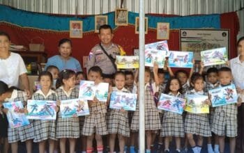 Bhabinkamtibmas Kefa Utara Polres TTU Dukung Pendidikan Anak PAUD